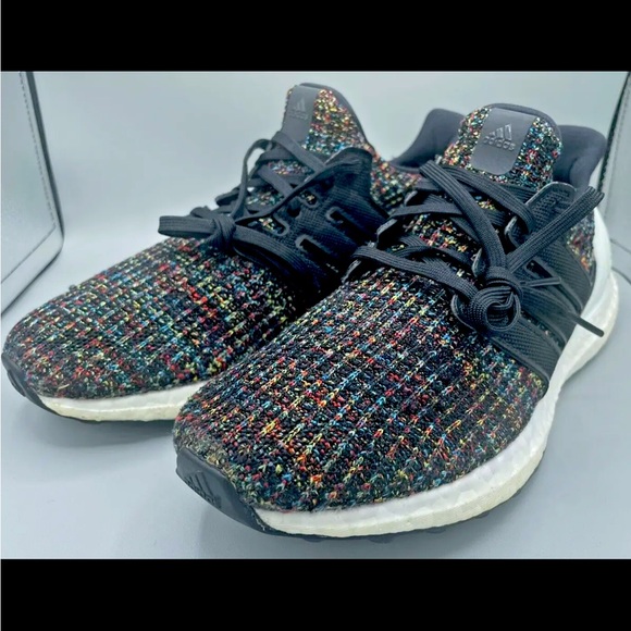 Men’s Size 7.5 - adidas UltraBoost 4.0 Black Multicolor 2019 - F35232 - Picture 2 of 14